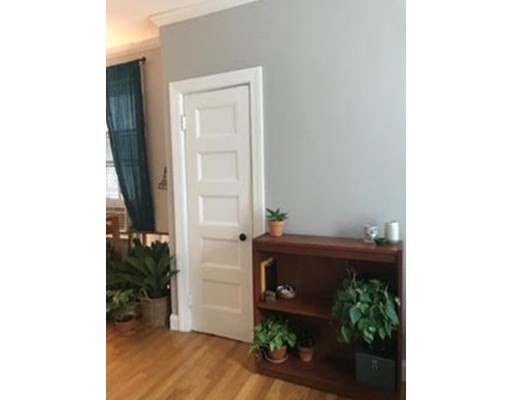 50 Joy St, Beacon Hill