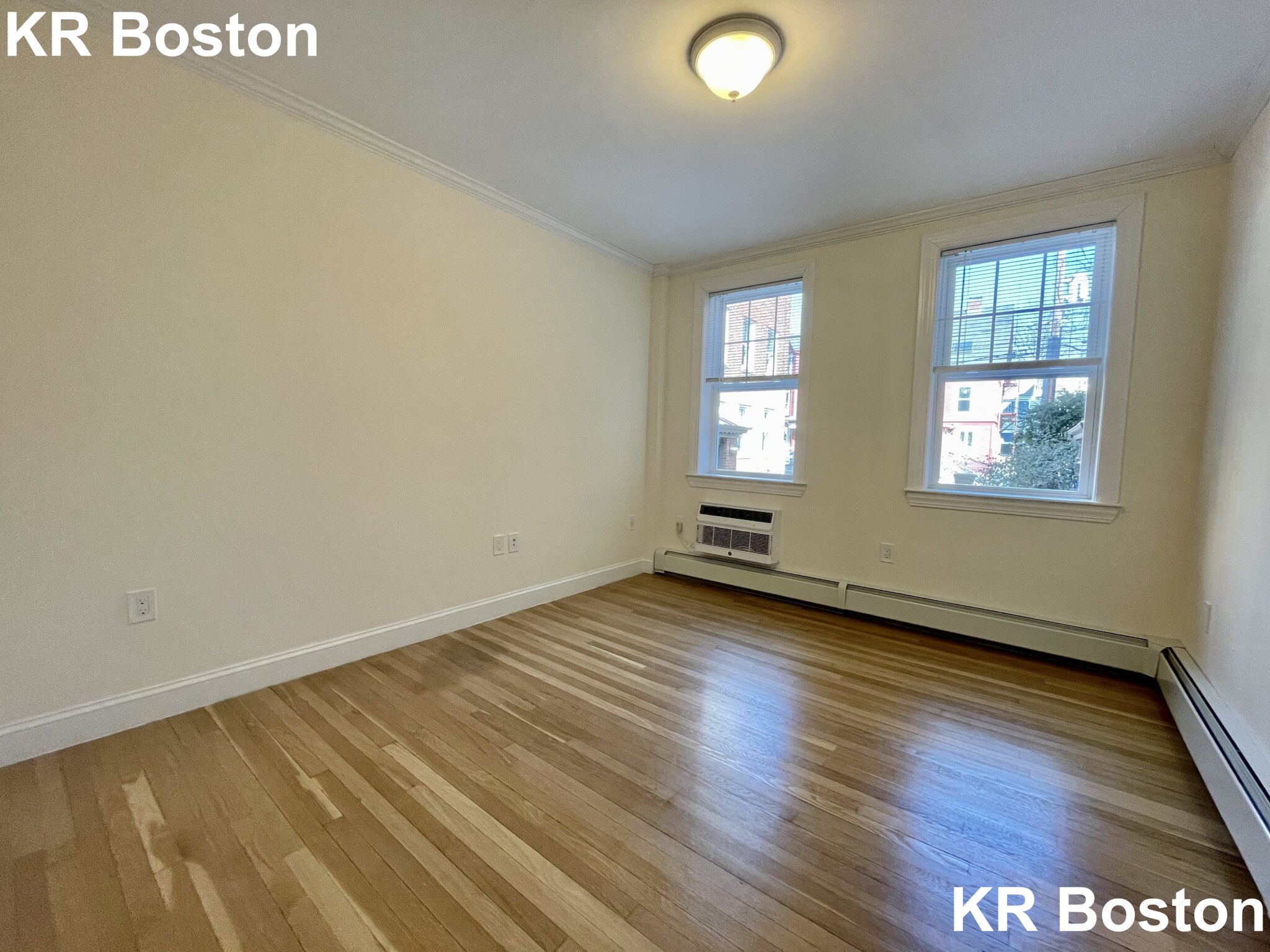 12 Harris St, Coolidge Corner