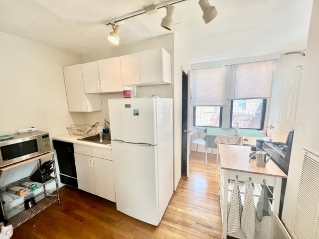 24 Stillman, North End