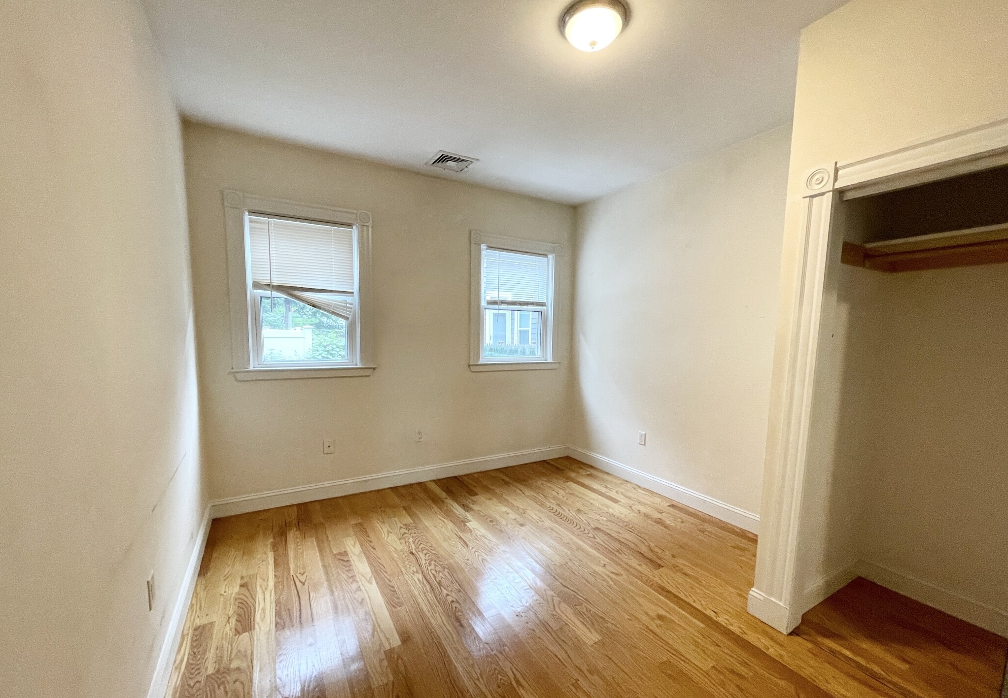 98 L St, South Boston