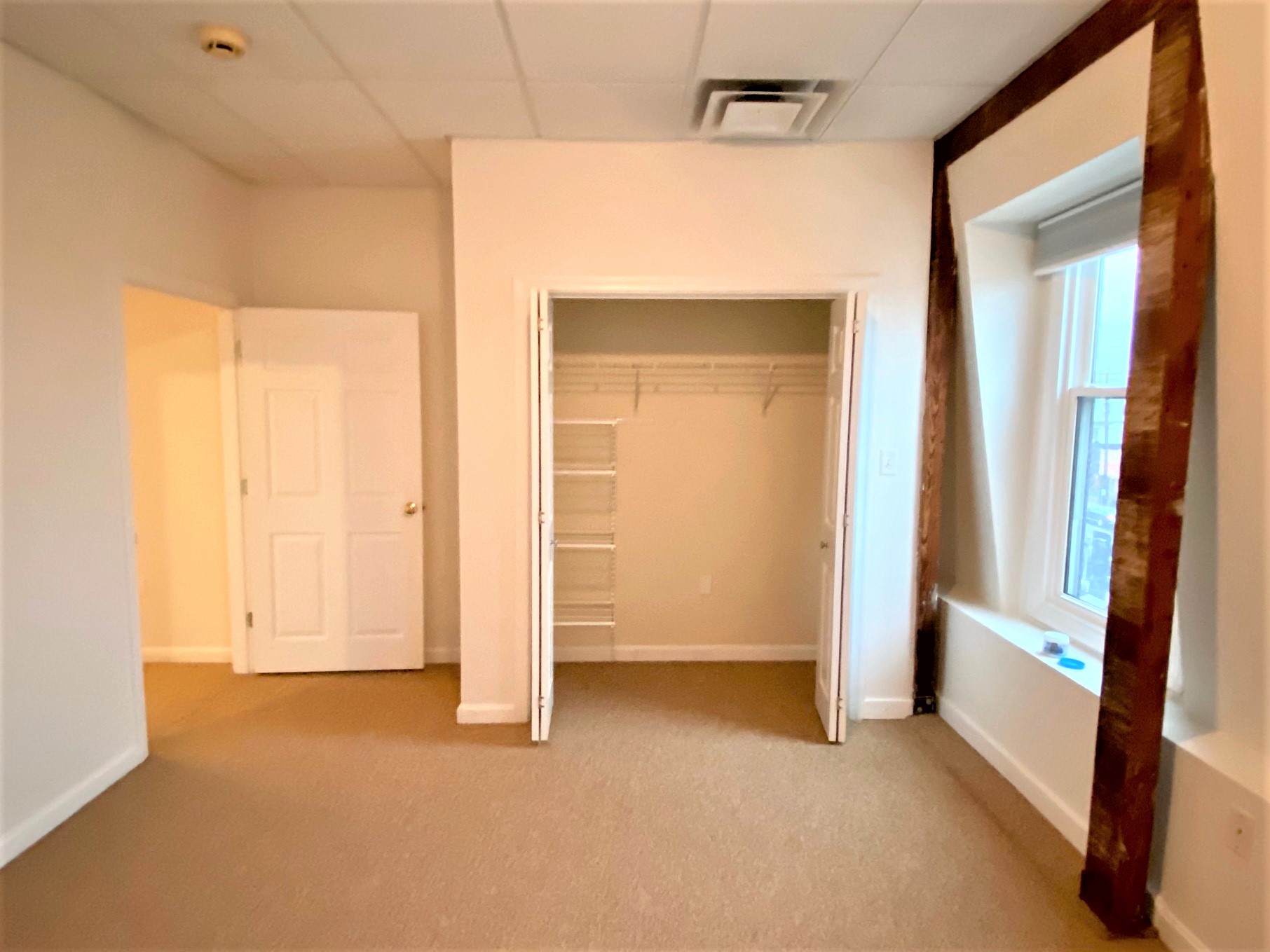 379 Main St, Medford