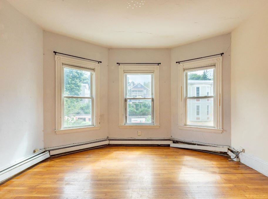 61 Hillside St, Fenway