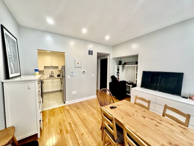 109 Fulton St, North End