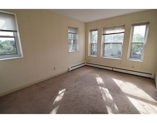 171 Harvard St, Coolidge Corner