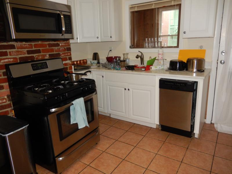 135 Orleans St, East Boston