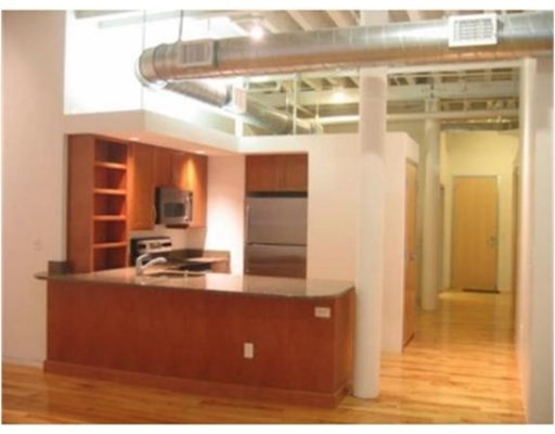 111 Beach St, Leather District