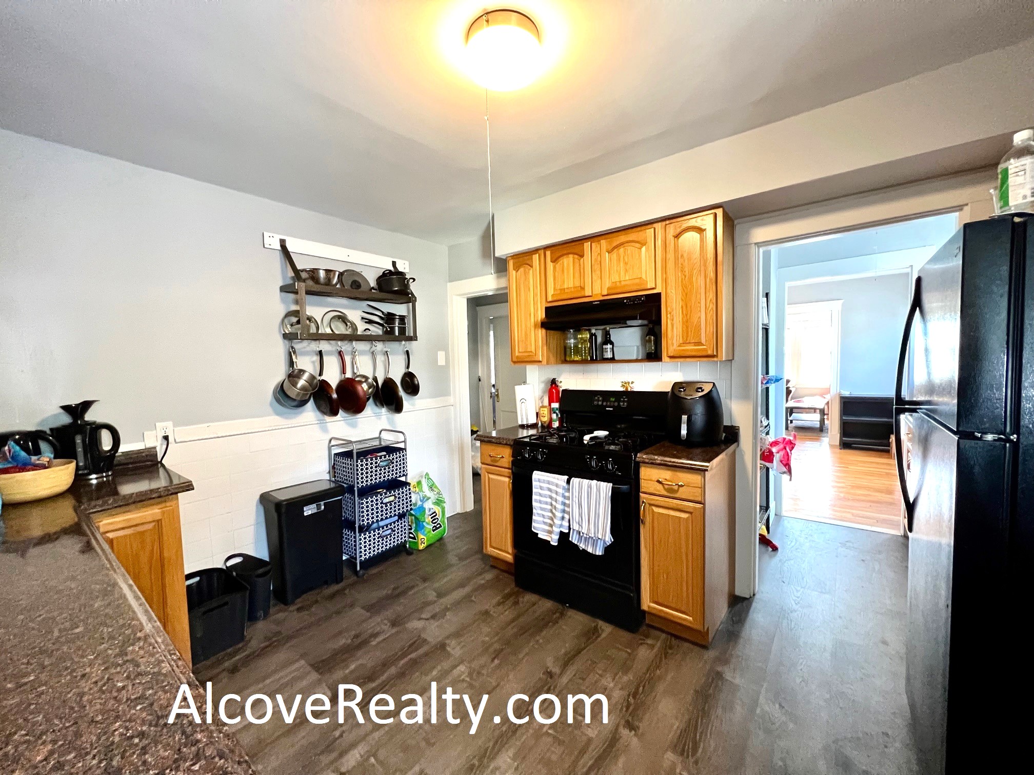 37 Sterling St, Teele Square