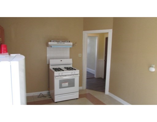 10 Leedsville St, Dorchester