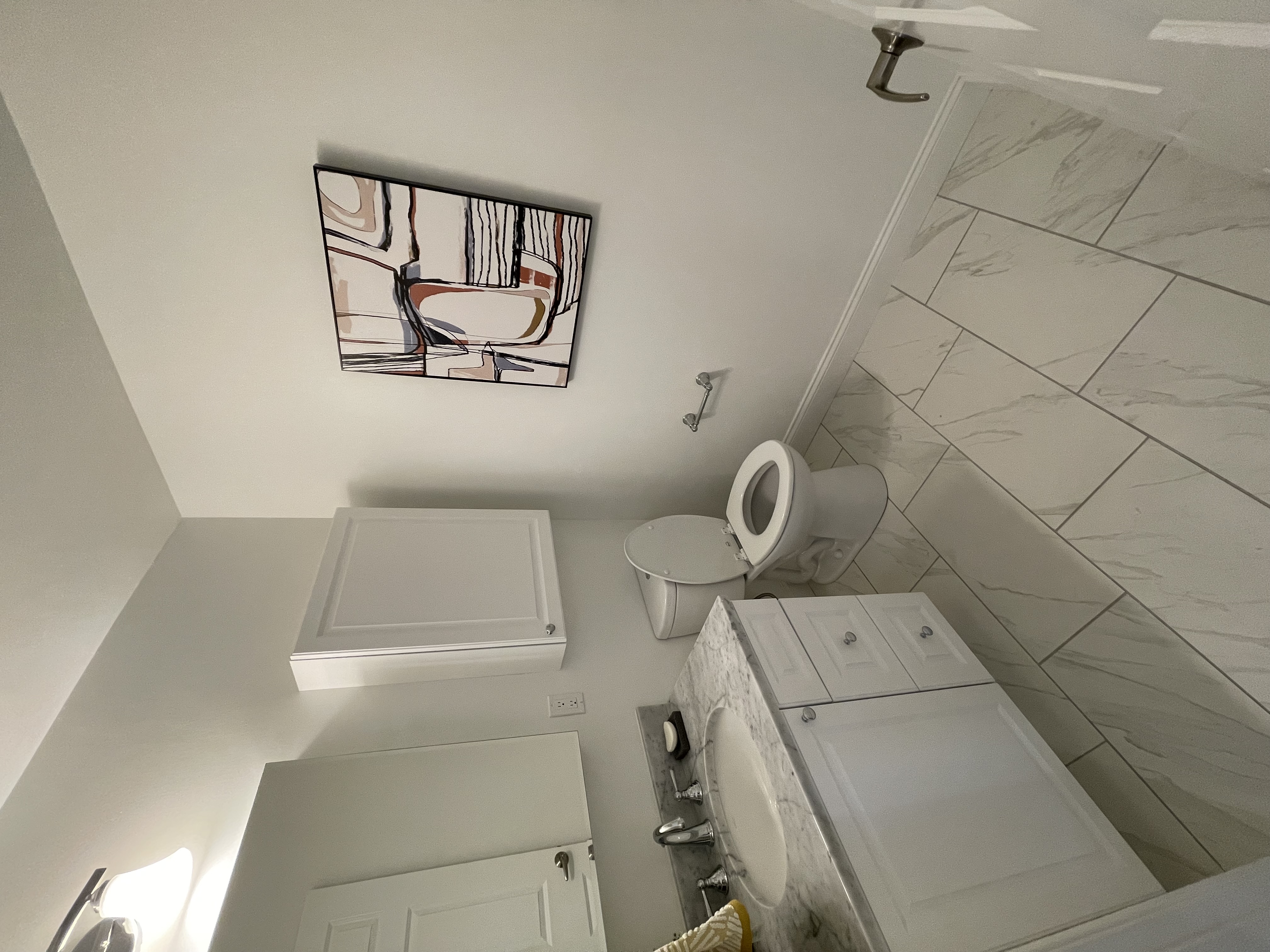 10 Thornton Rd, Chestnut Hill