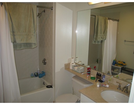 17 Otis St, East Cambridge