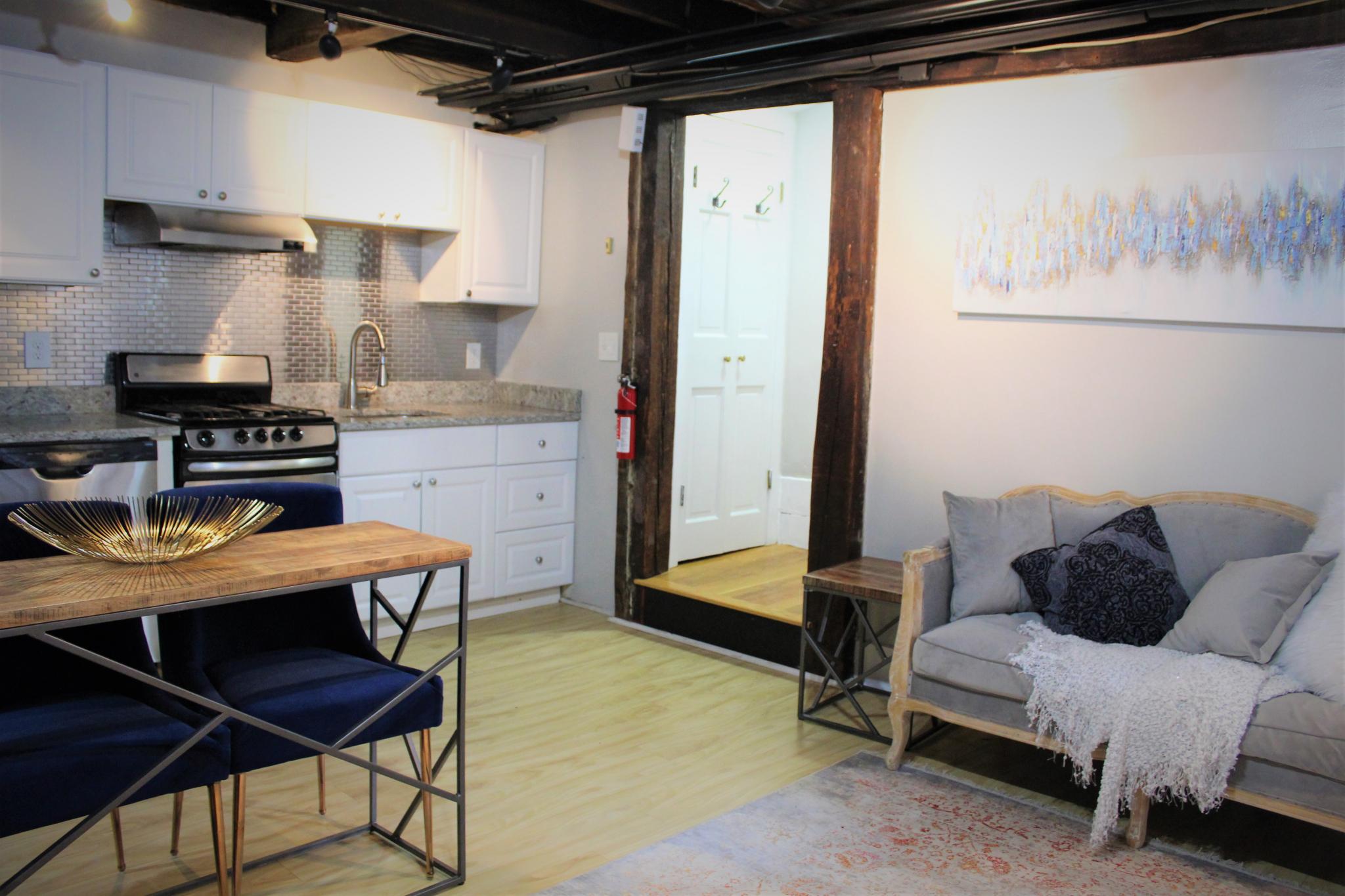 1 Champney Pl, Beacon Hill