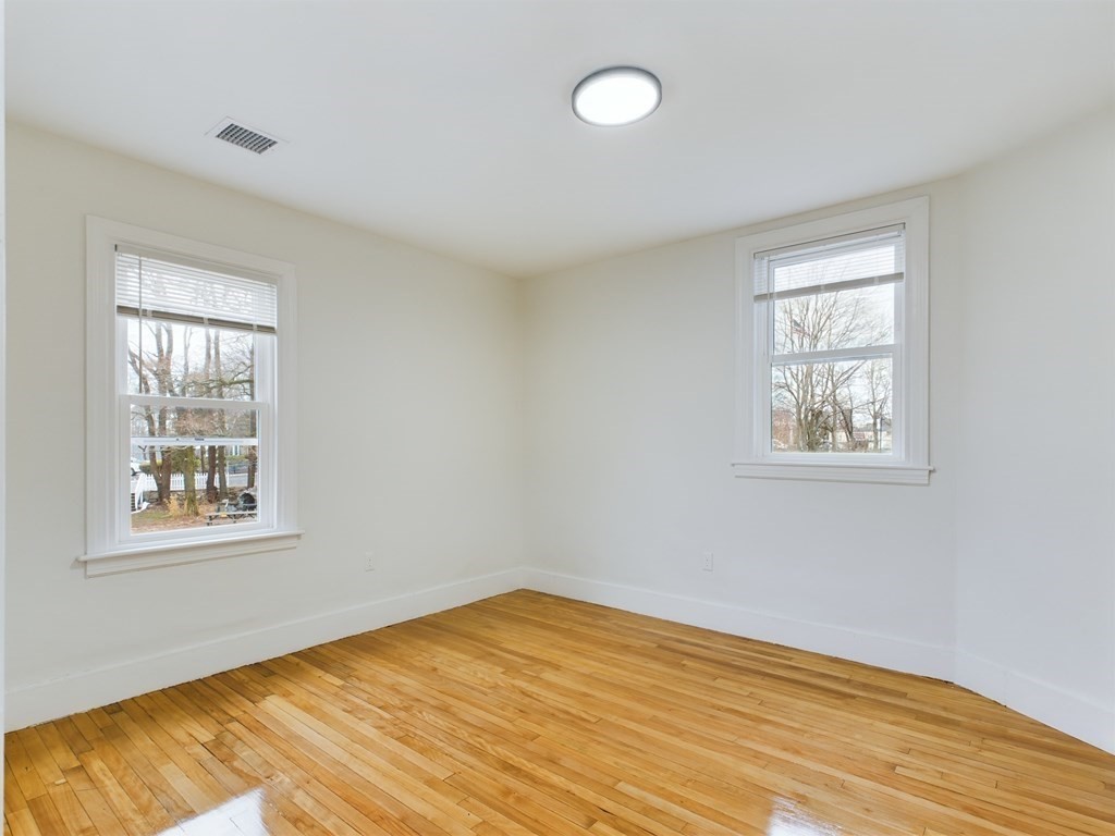 37 South St, Foxborough