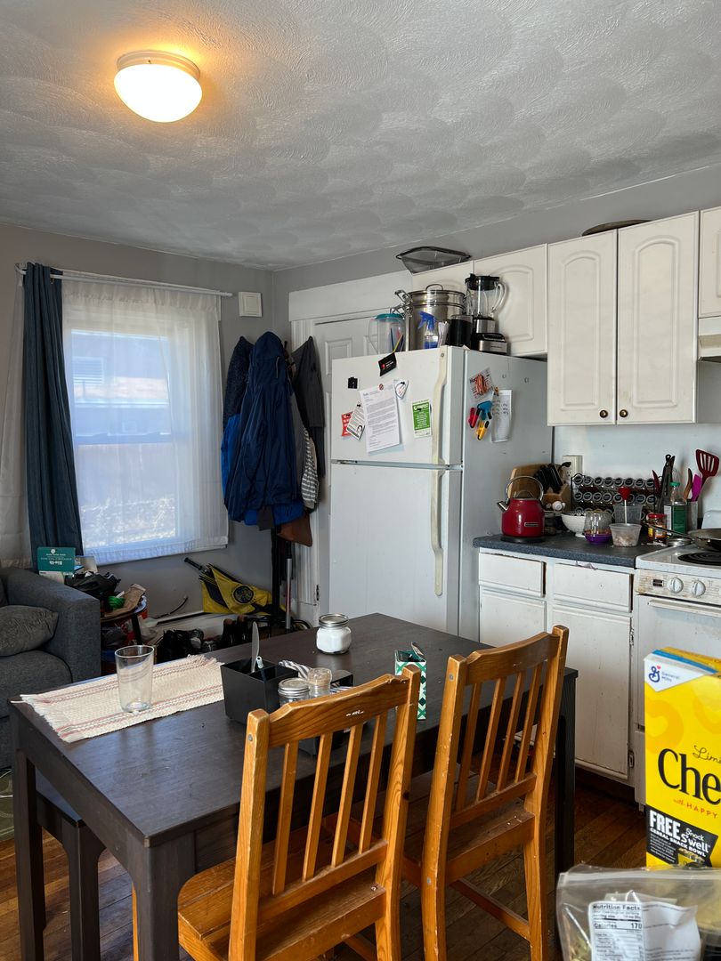 639 Somerville Ave, Porter Square