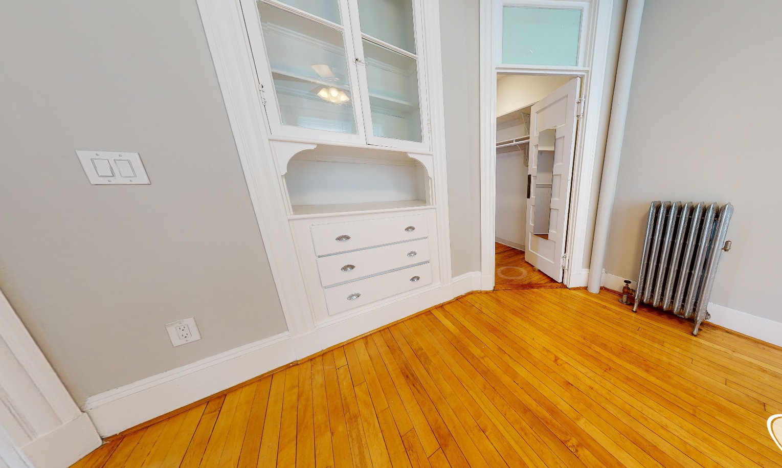 12 Pleasant St, Central Square