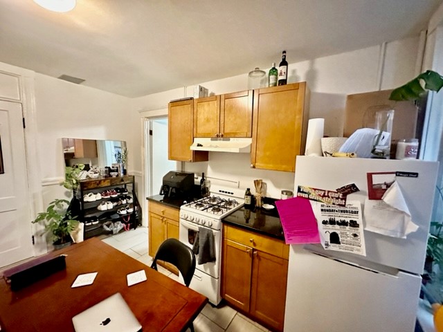 220 Hanover St, North End