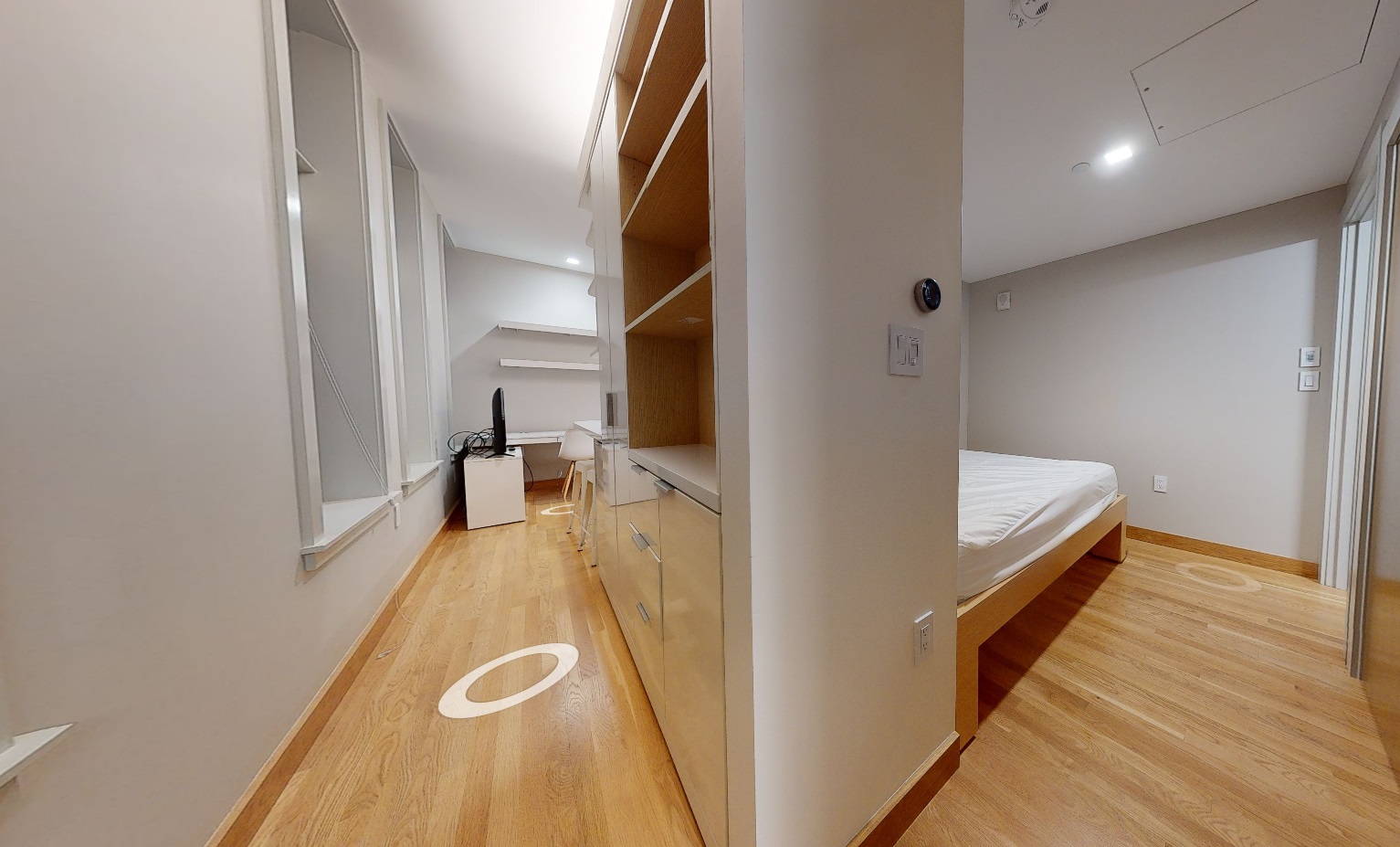 115 Mount Auburn St, Harvard Square