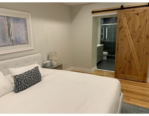 666 Massachusetts Ave, South End