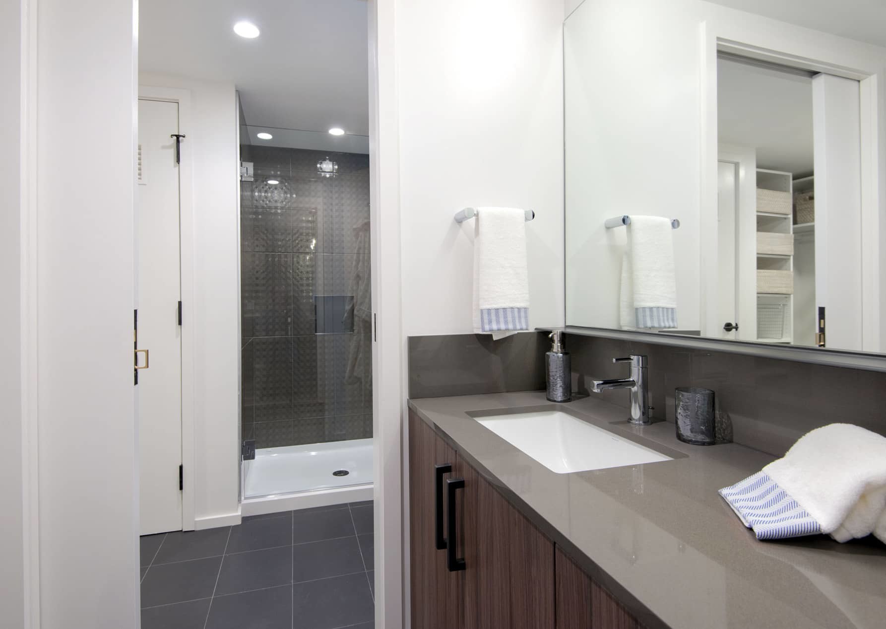 6 Dwight St, South End