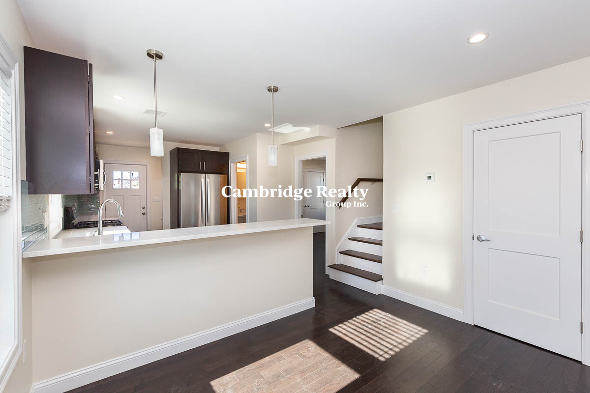 39 Harvard St, South Medford