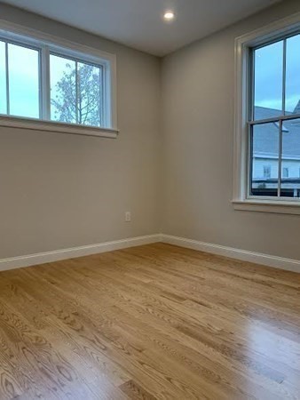 54 Waverly St, Brighton