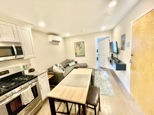 3 Stillman Pl, North End