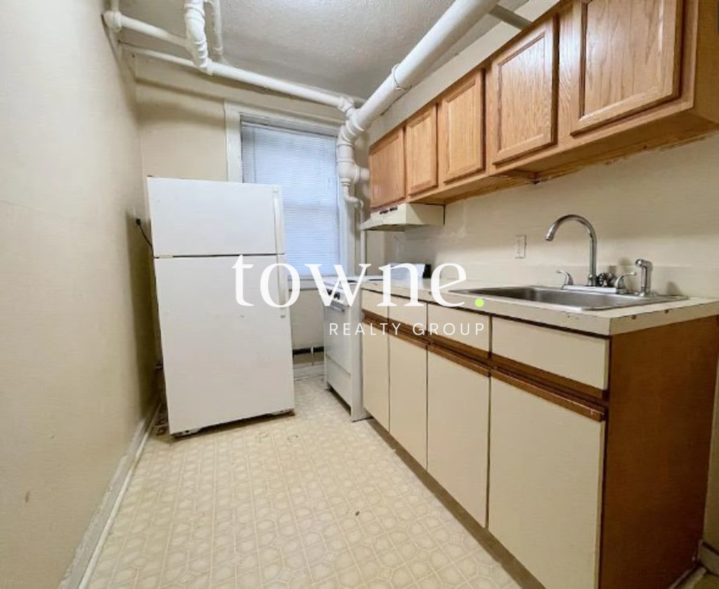 19 Peterborough St, Fenway