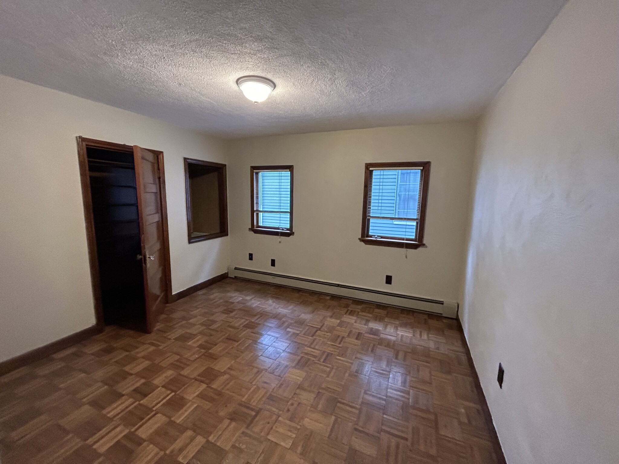 86 Medford St, Medford