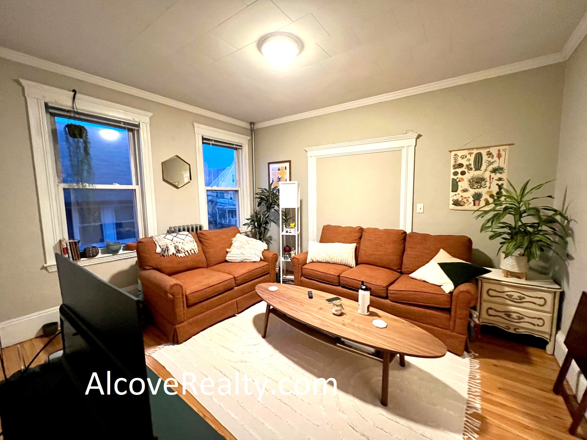 15 Farragut Ave, Teele Square