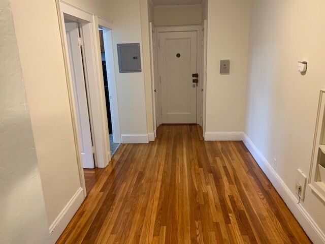 2045 Commonwealth Ave, Brighton