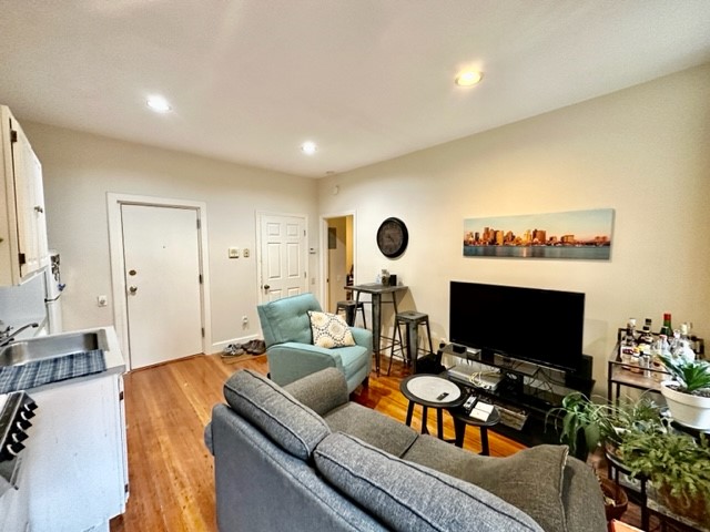 24 Hull St, North End