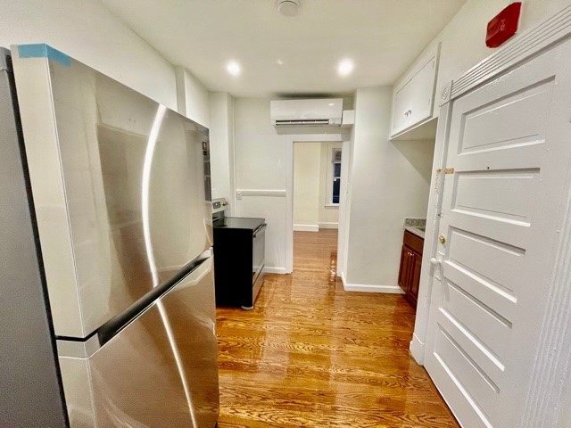 4 Garden Court St, North End