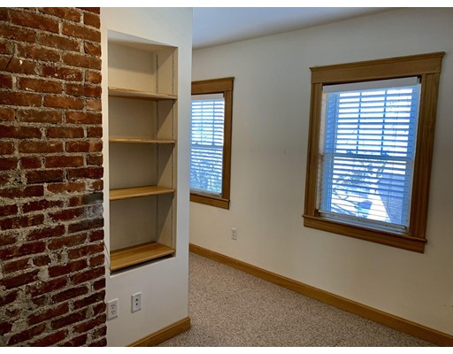 48 Windermere Rd, Newton
