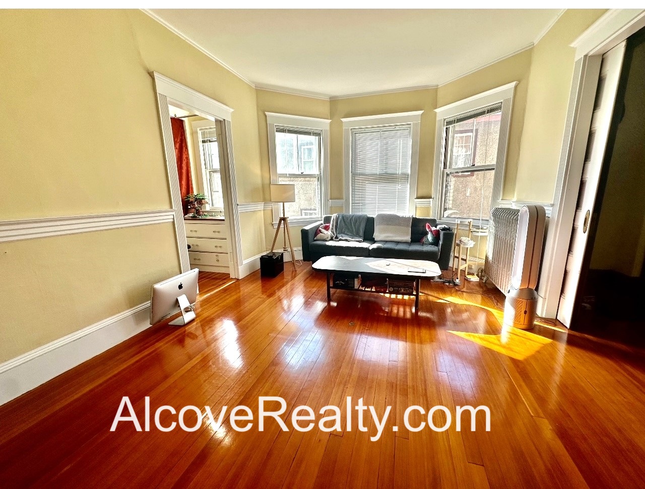 77 College Ave, Powder House Square