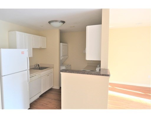 75 Peterborough St, Fenway