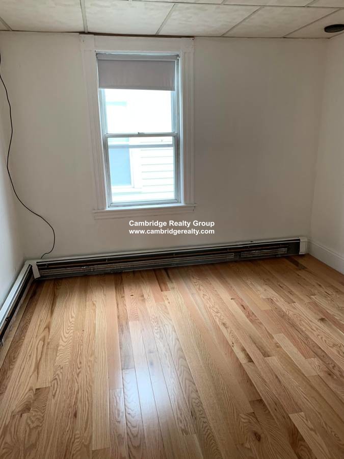 11 Elliot, Spring Hill