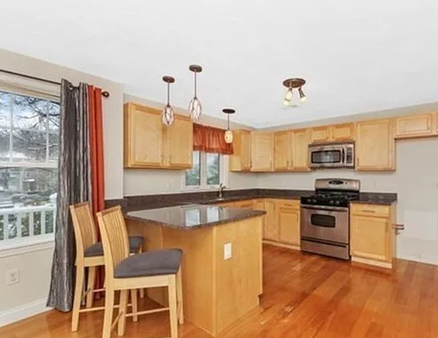 2691 Washington St, Roxbury