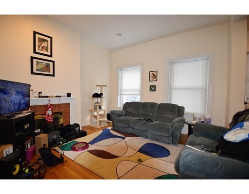 1689 Beacon St, Beaconsfield