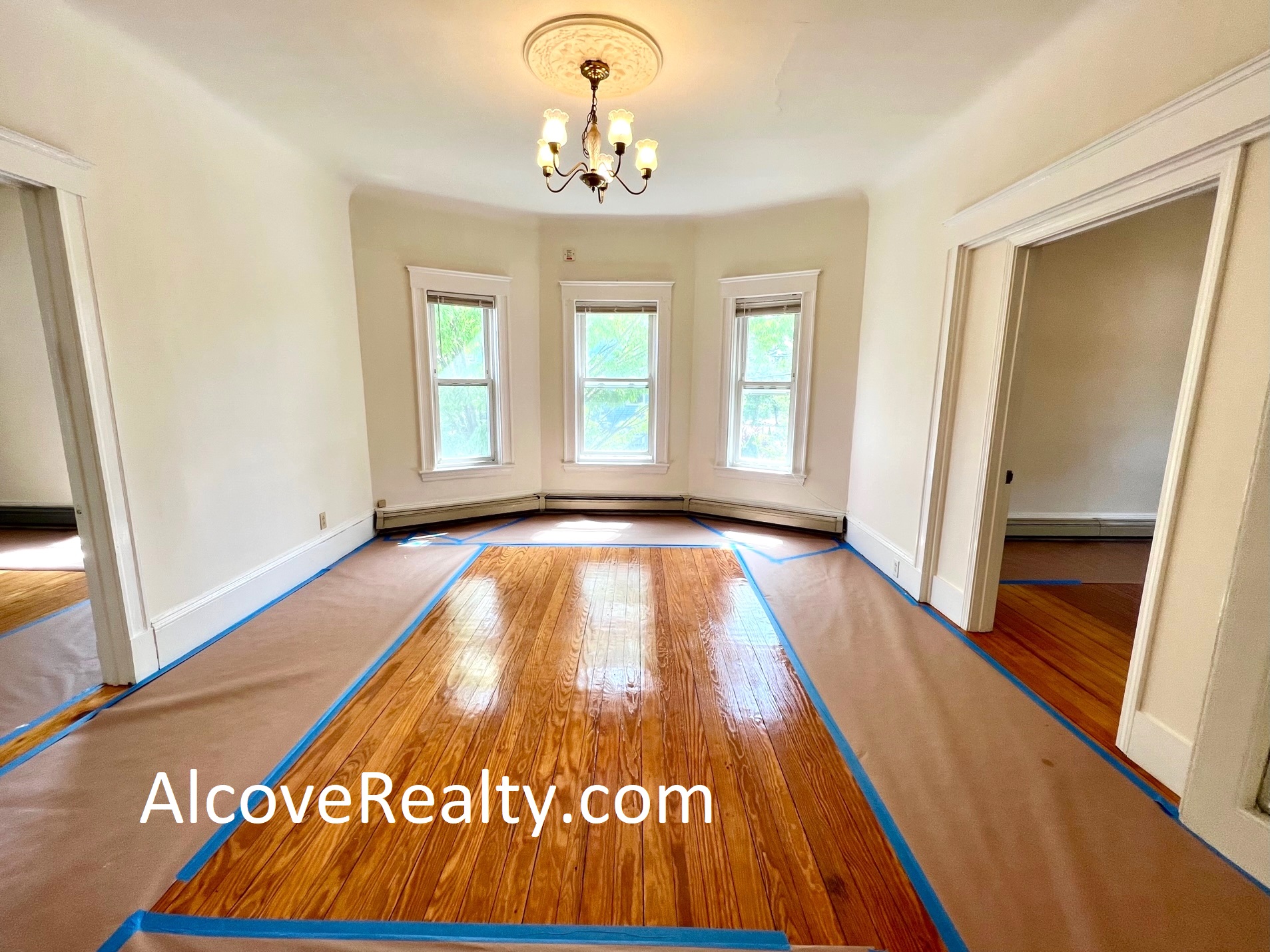 147 Willow Ave, Davis Square