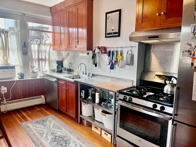 9 Thacher Ct, North End