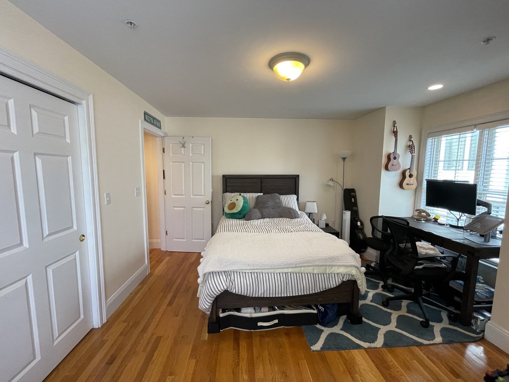 50 B St, South Boston