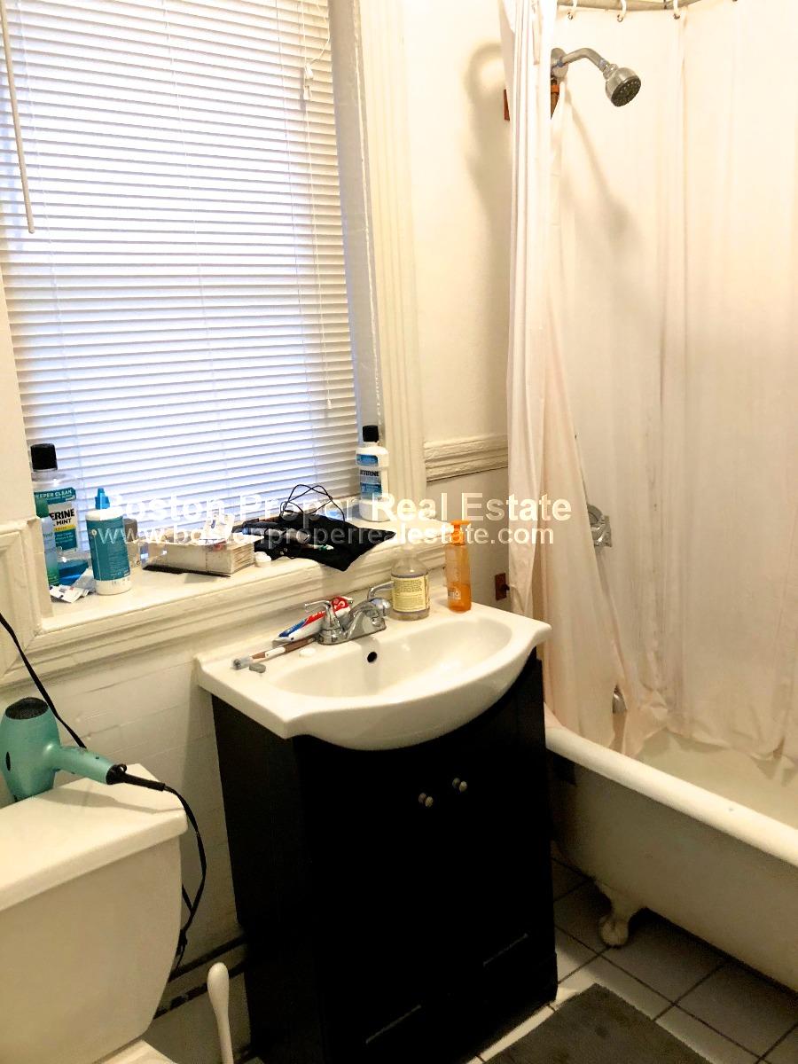 50 Charlesgate East, Fenway