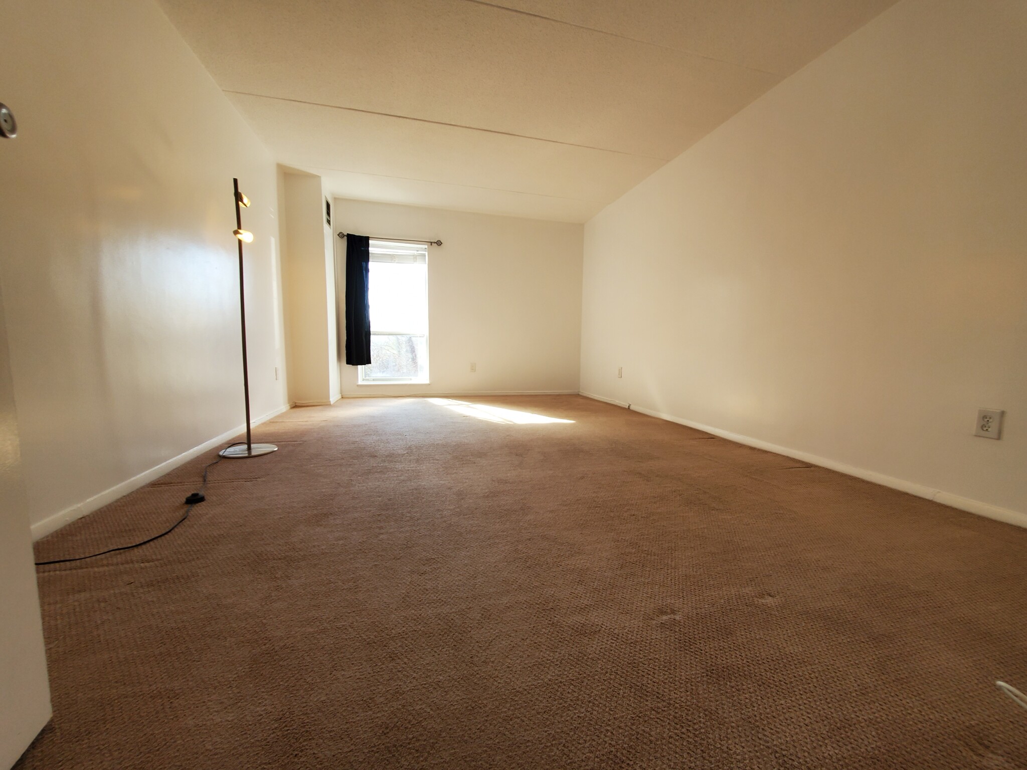 50 Broadlawn Park, Chestnut Hill