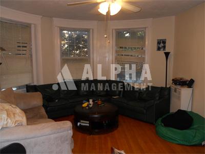 1232 Beacon St, North Brookline