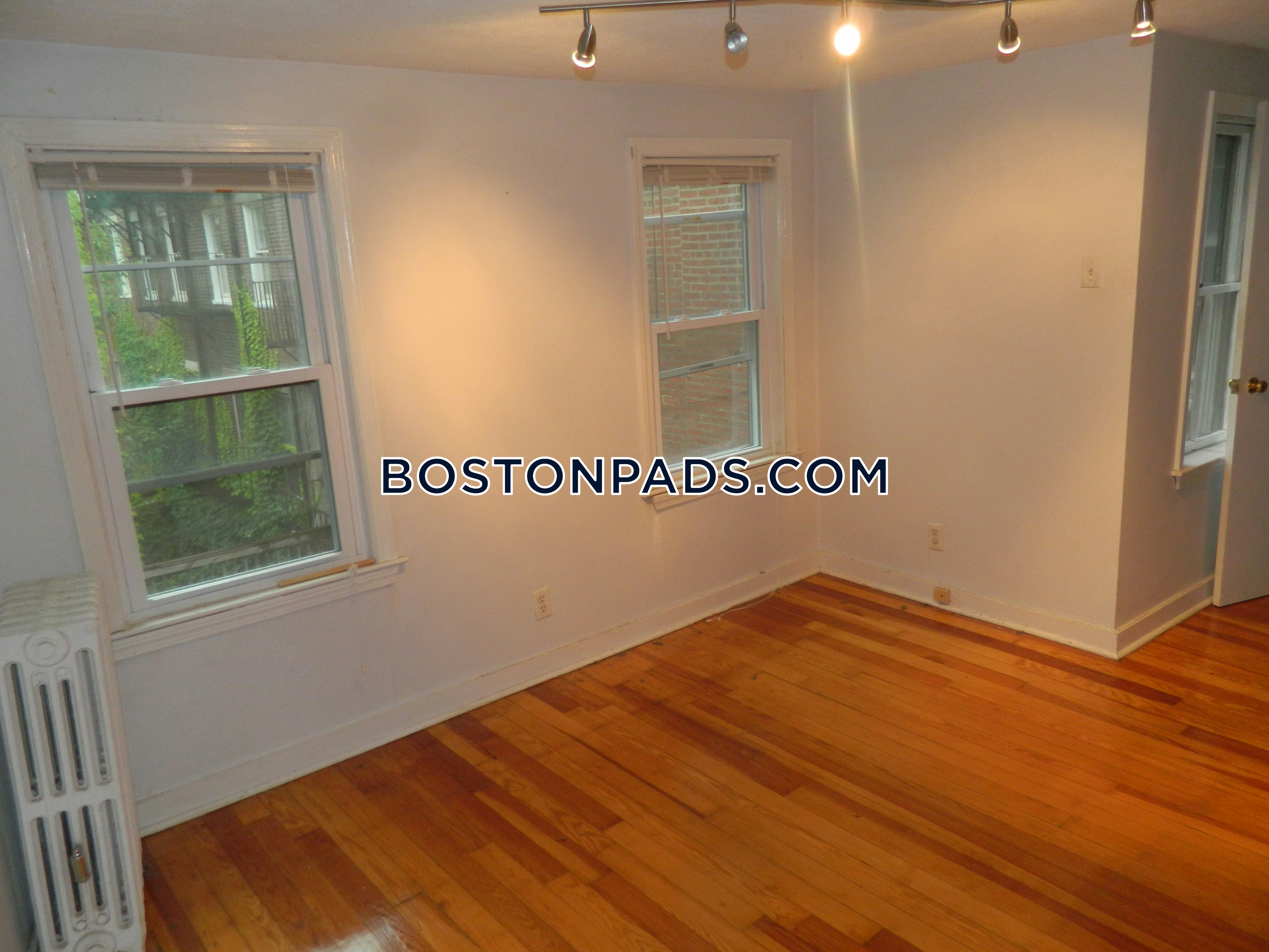 14 Melrose St, Back Bay