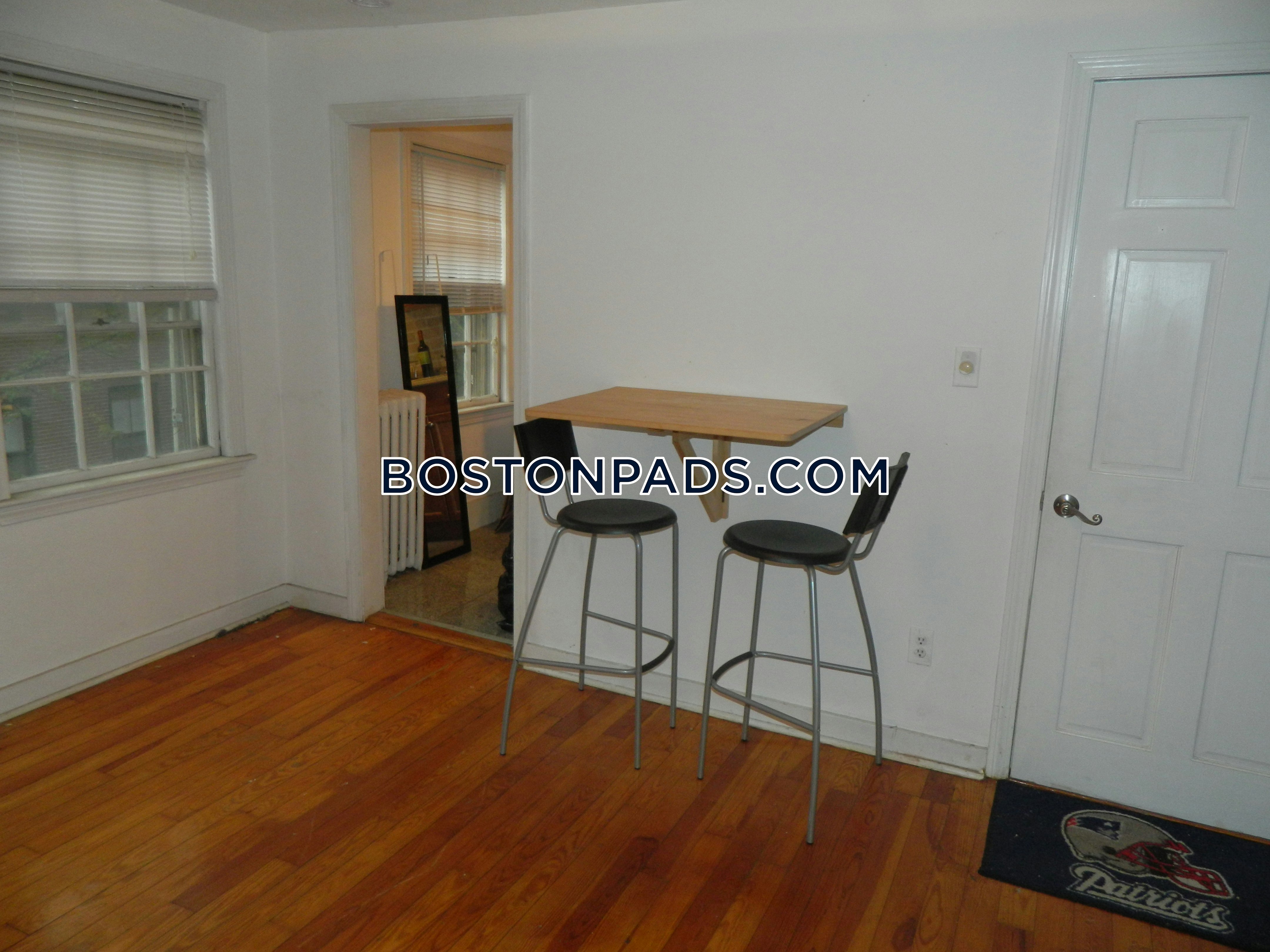 14 Melrose St, Back Bay