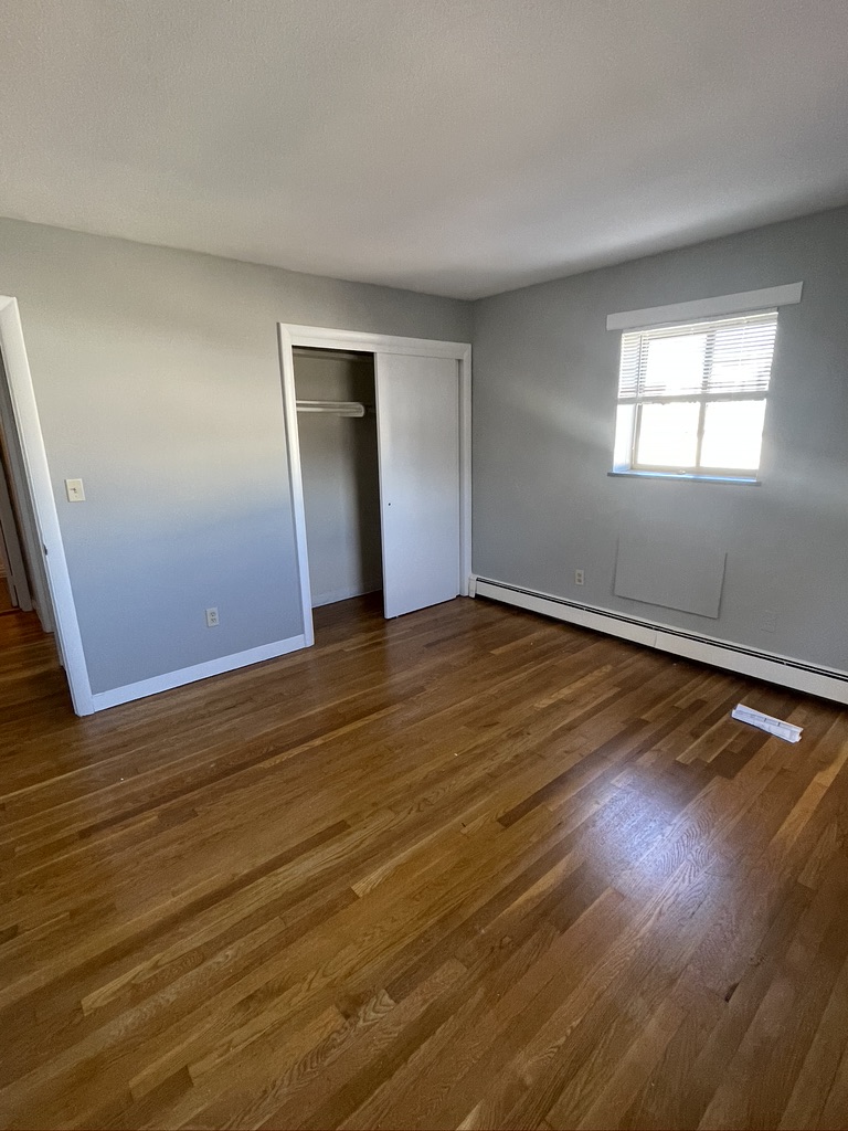 14 Riverside St, Watertown