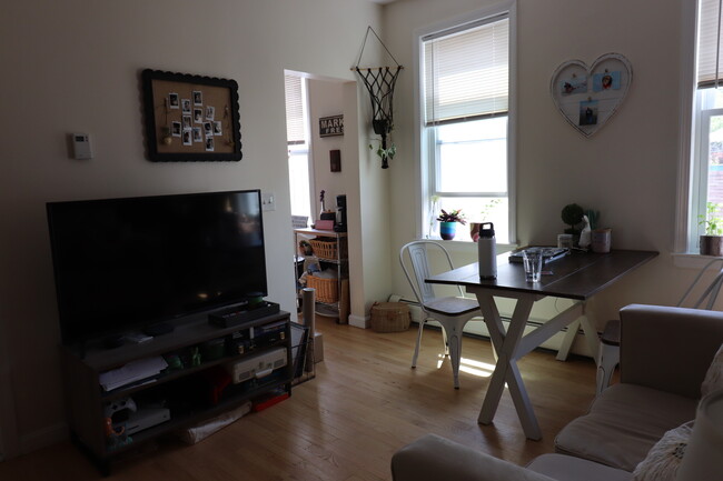 51 Cameron St, Brookline Hills