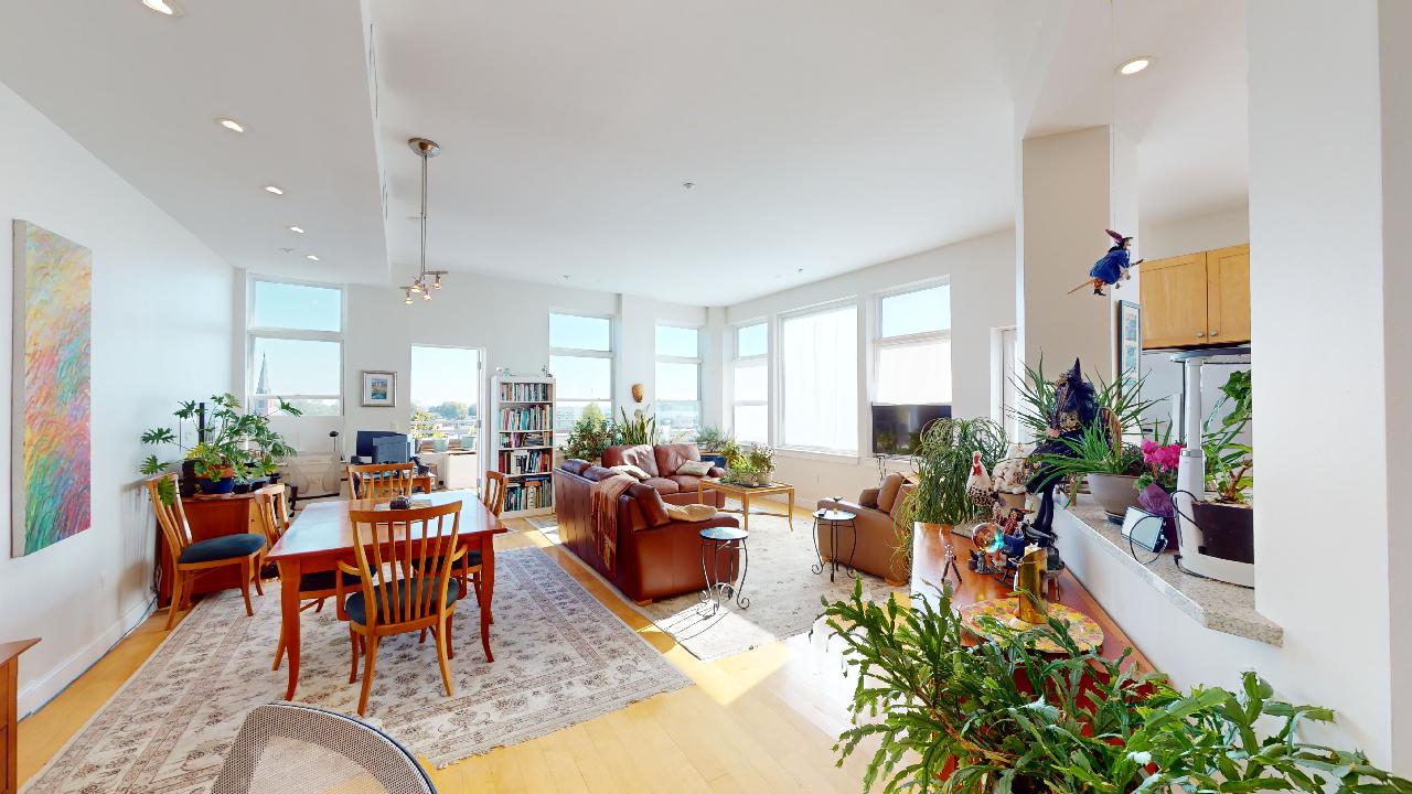 51 Lafayette St, New Salem