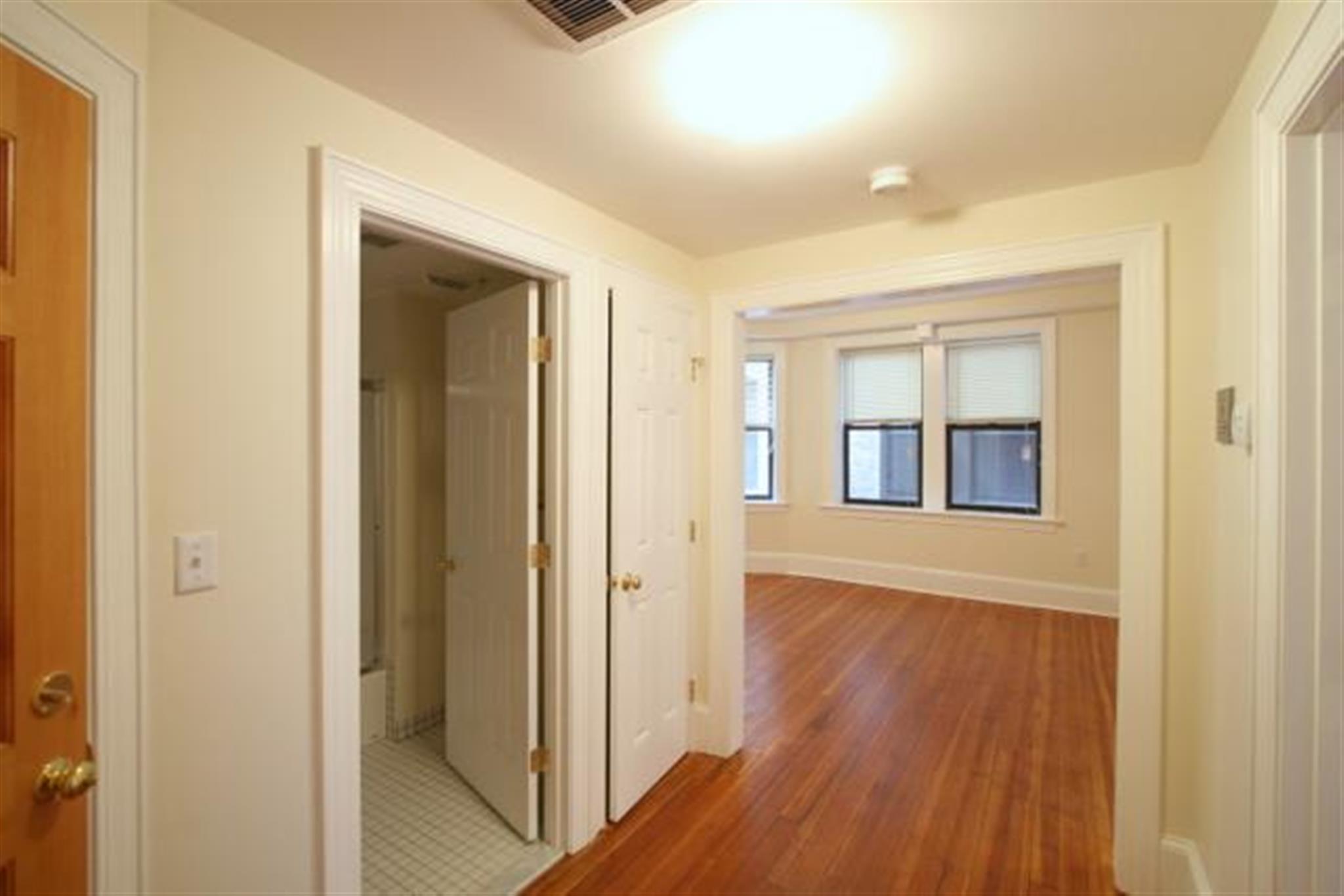 881 Massachusetts Ave, Central Square