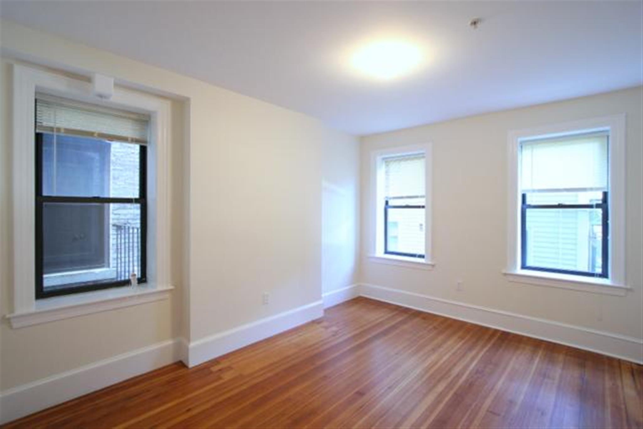 881 Massachusetts Ave, Central Square